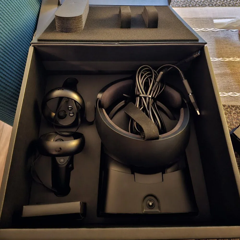 *EXCELLENT CONDITION* Oculus Rift S PC-Powered VR Gaming Headset - Black